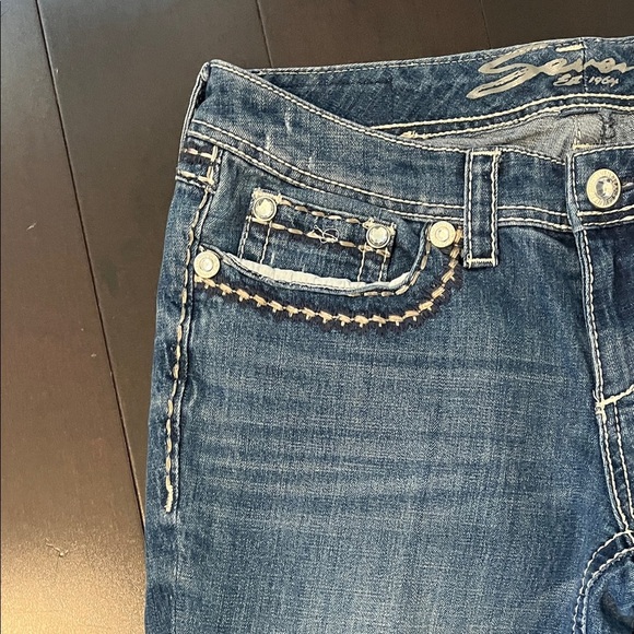 Seven Jeans Bootcut 8 Women's Blue Jeans.  32.5" Inseam10" Rise17.5" Leg Opening - Picture 2 of 9
